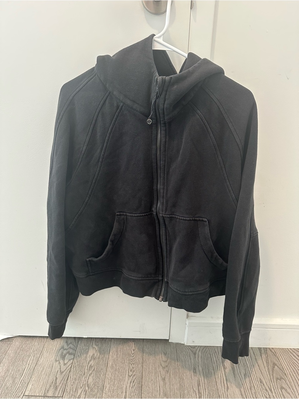 Lululemon cropped zip scuba hoodie